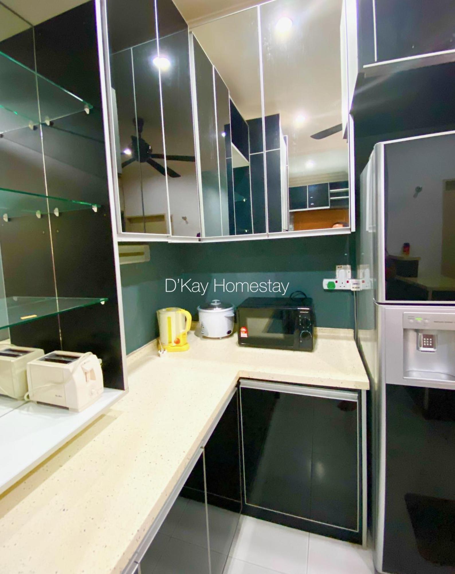 4 Bedrooms Homestay, Fully Aircond In Sendayan By D'Kay Homes I 10-15 Pax Seremban Exteriör bild