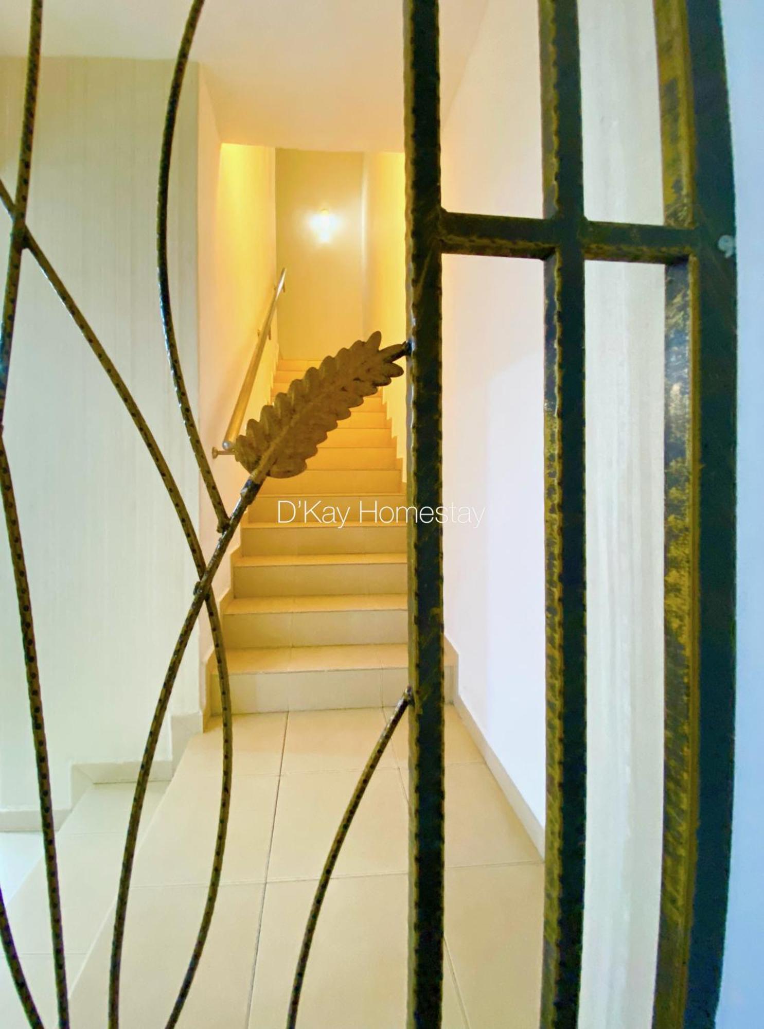 4 Bedrooms Homestay, Fully Aircond In Sendayan By D'Kay Homes I 10-15 Pax Seremban Exteriör bild